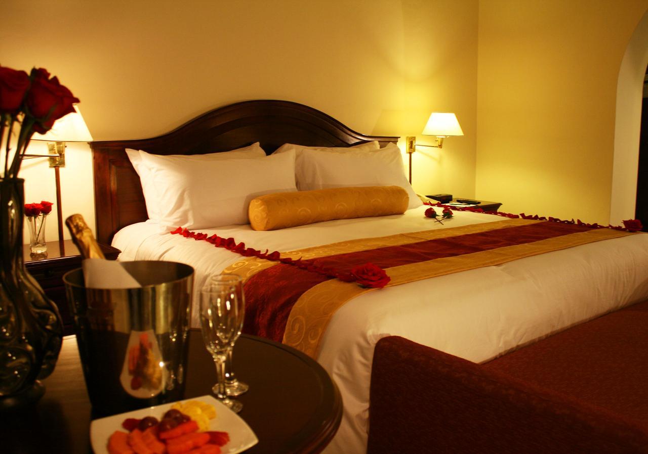 Socialtel Quito Hotel Ngoại thất bức ảnh